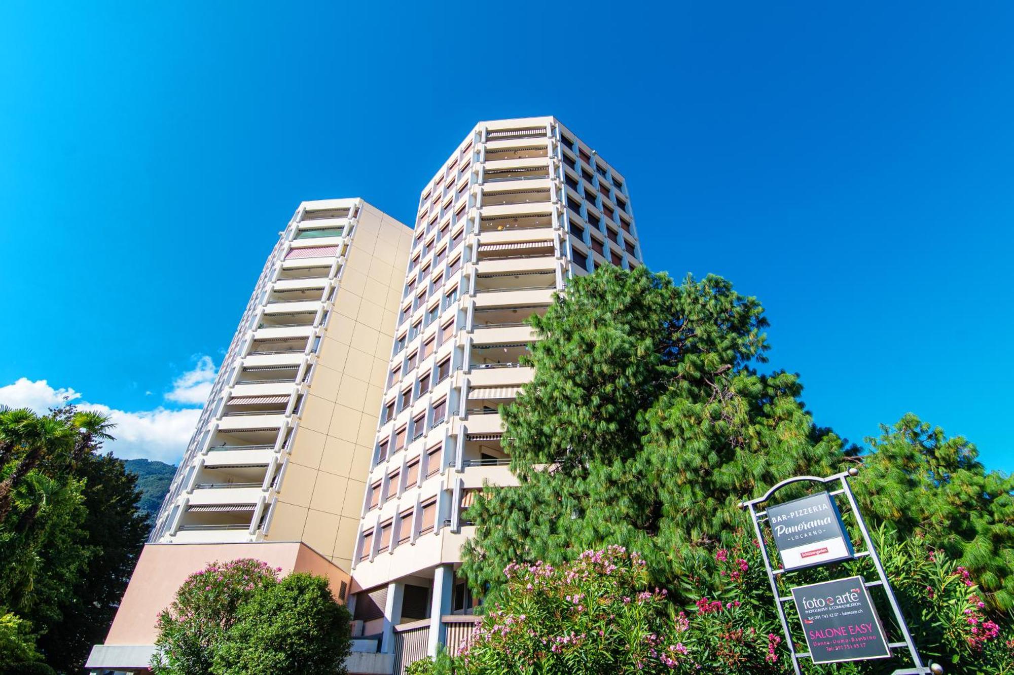 Loft Torre Locarno By Quokka 360 - Large Studio On The City View Tower Екстериор снимка